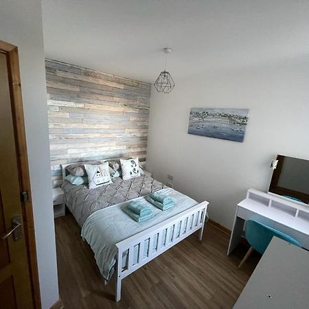 Harbour Loft! Newly Refurbished 3 Bed Flat! Apartamento Burry Port Exterior foto